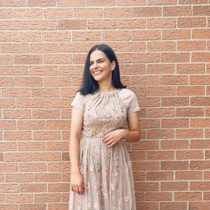 Meet your Posher, Azka